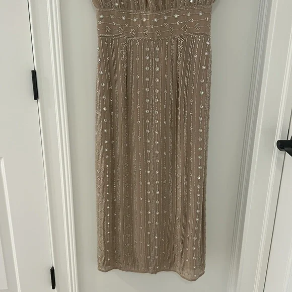 Mac Duggal Beaded Cap Sleeve Column Dress - Picture 4 of 10